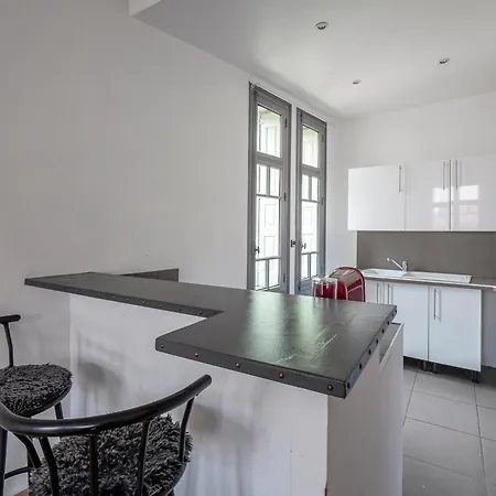 O- Super Duplex Avec Toit Terrasse 아파트